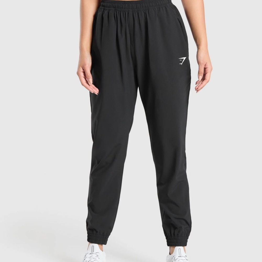 Gymshark Black TRAINING WOVEN JOGGERS Size S